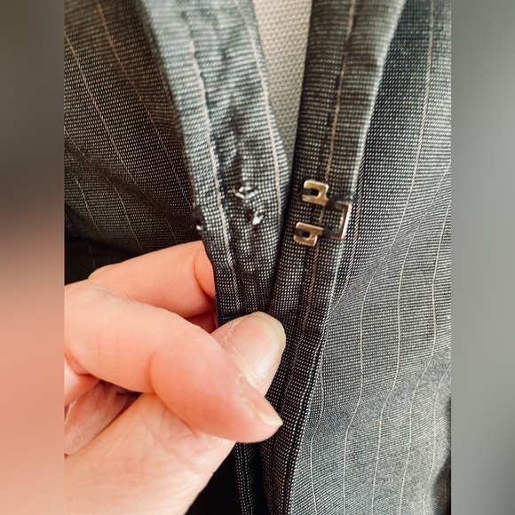 VINTAGE KNOT FRONT TIE The Limited Blazer Dark Grey & Beige Pinstripes Preppy - Picture 12 of 17